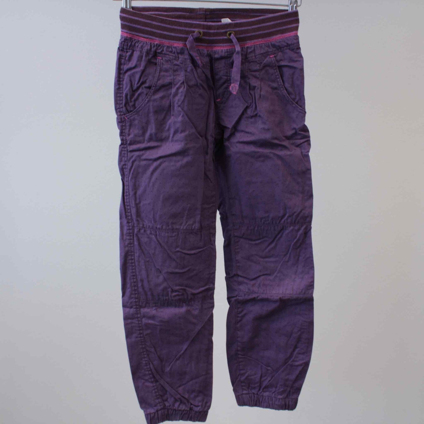 Joggersit housut, koko 146cm