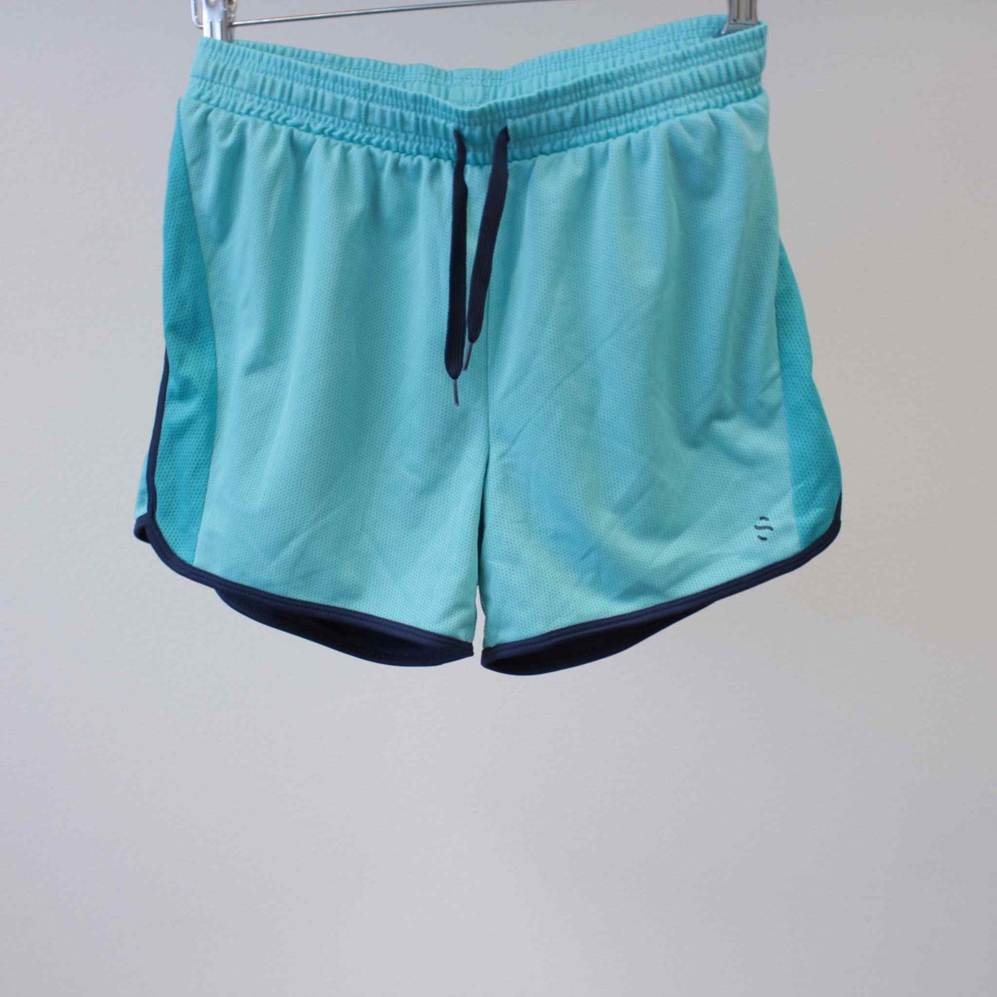 Treeni-shortsit, koko 170cm