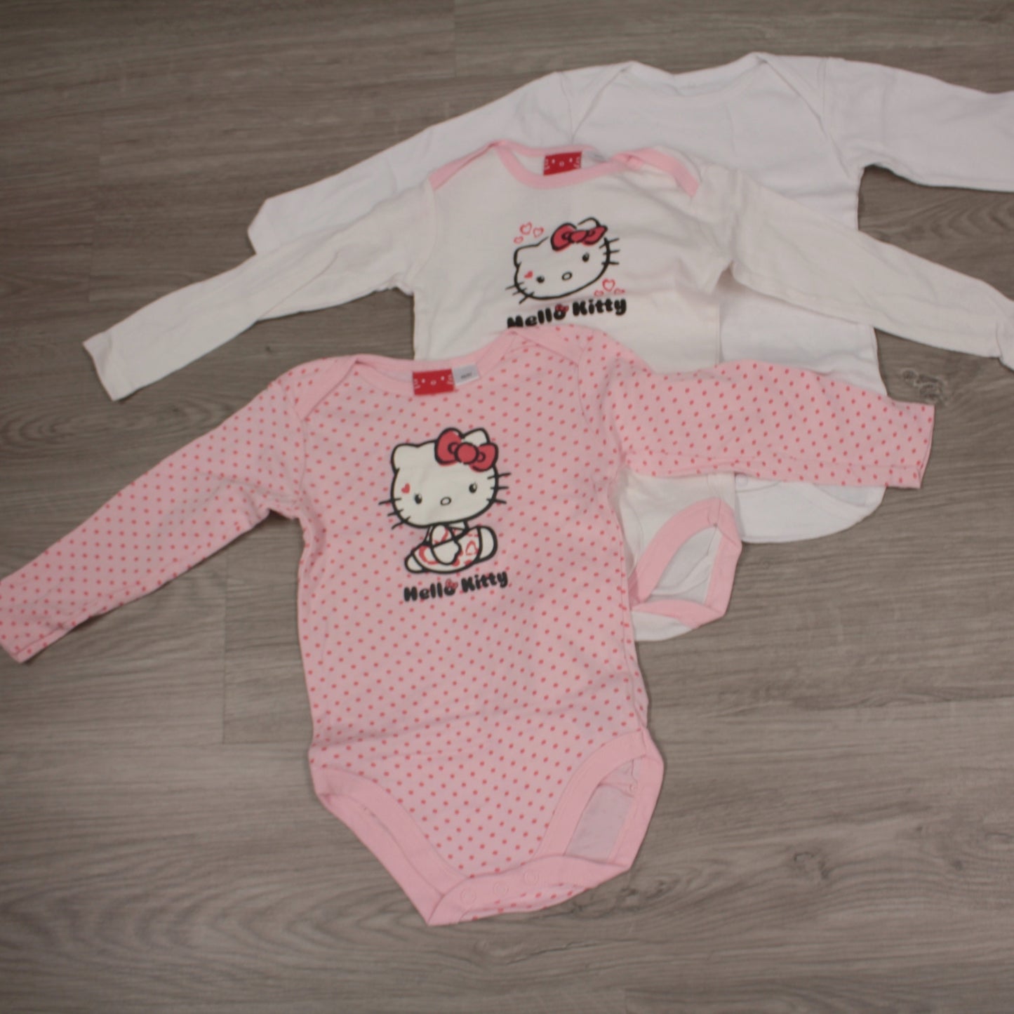 second hand Body 3kpl, koko 86cm-Hello Kitty