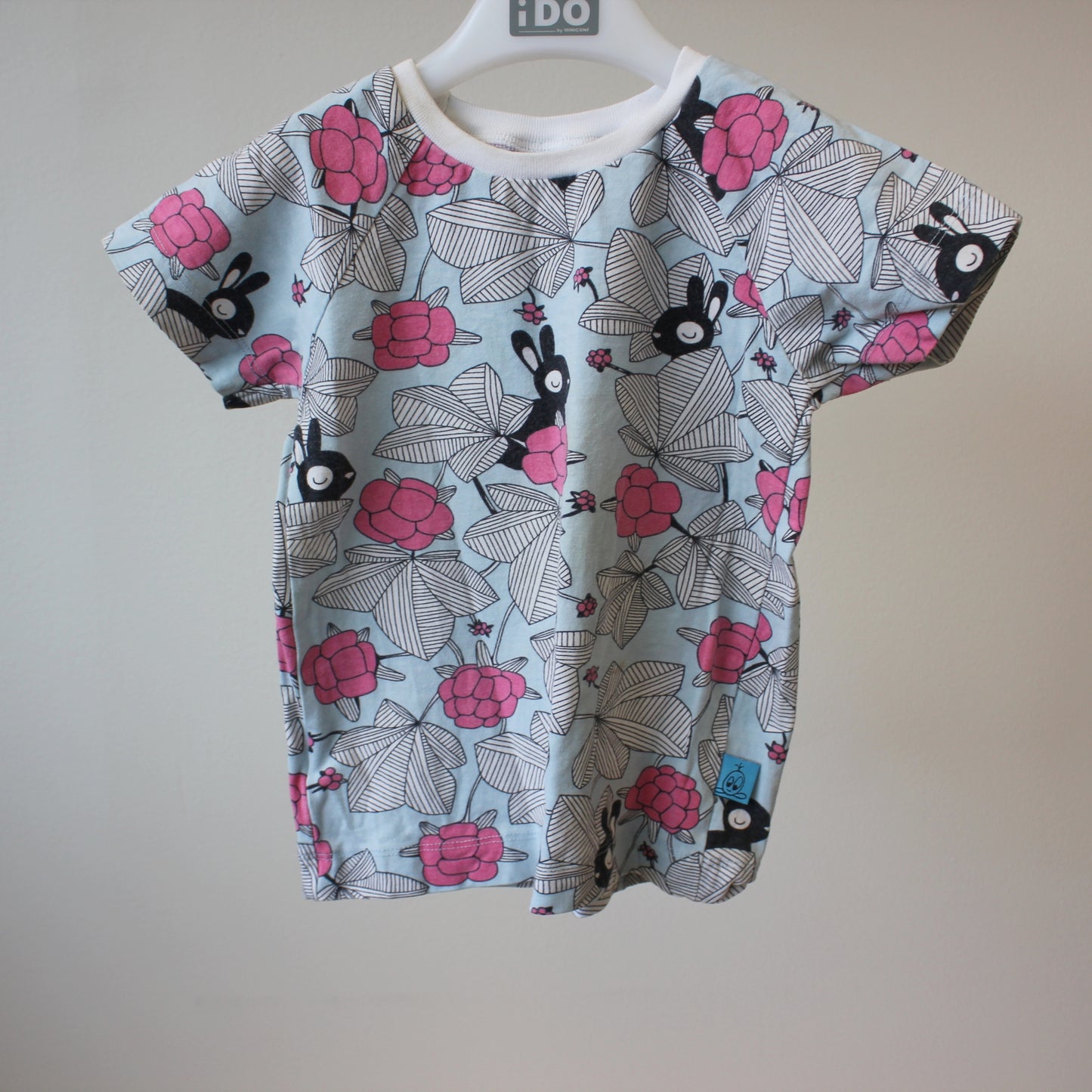 second hand T-paita trikoo, koko 104cm-Leeni Design