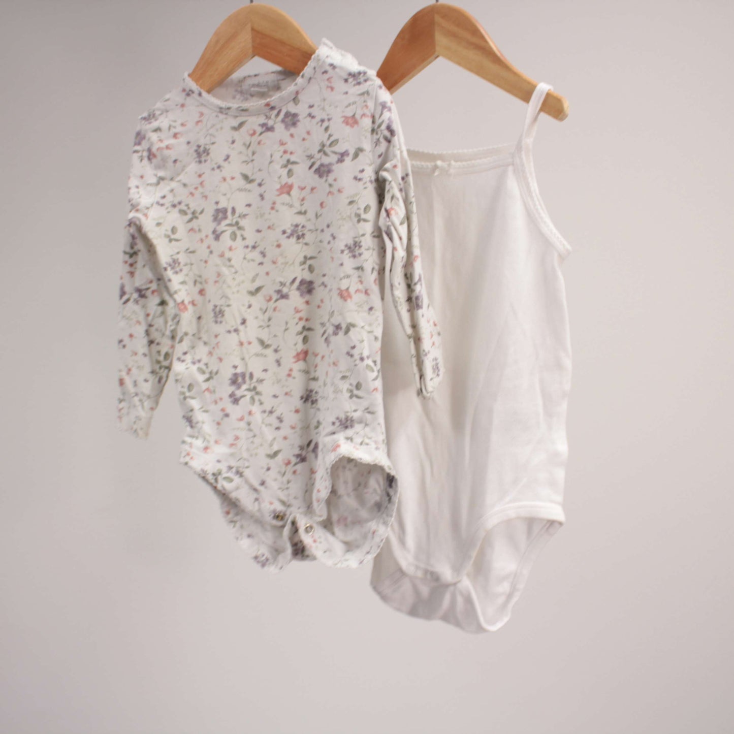 second hand Body 2kpl, koko 86cm-Newbie