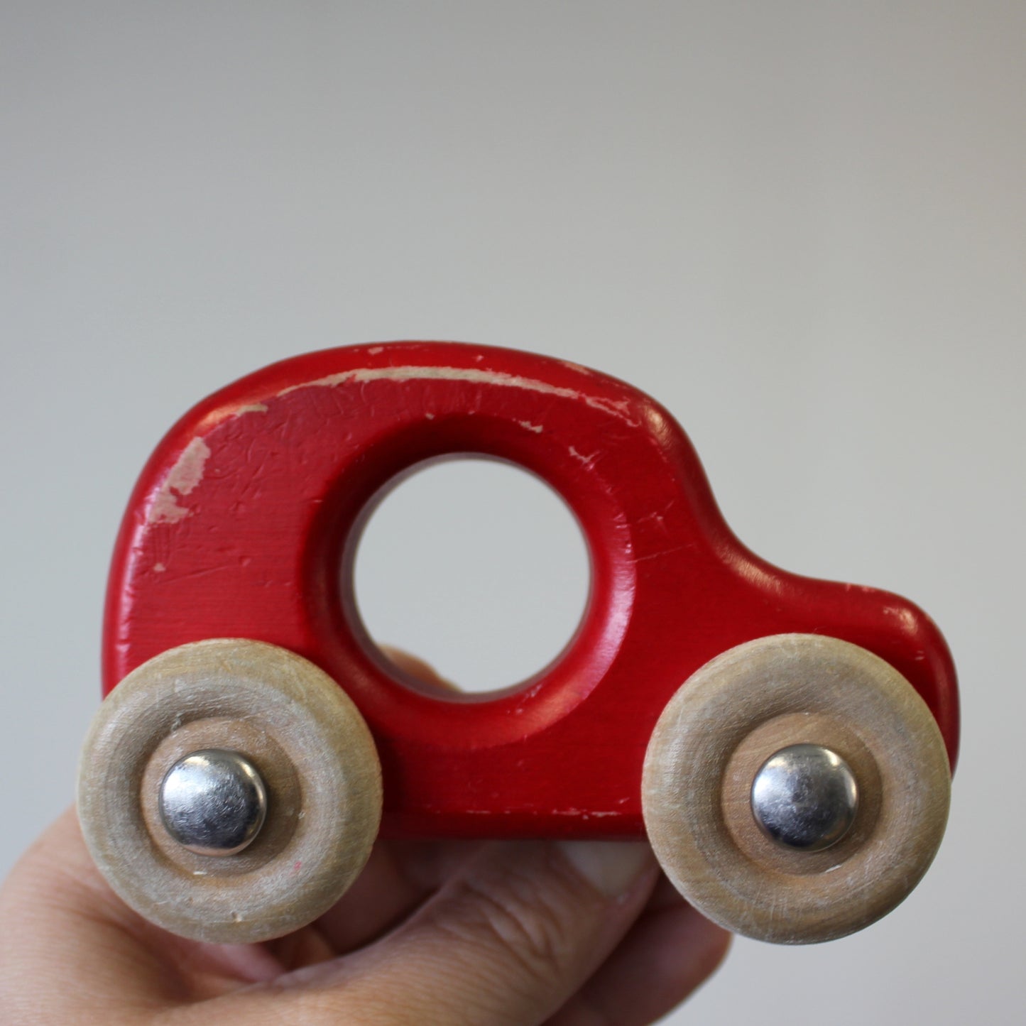 Puinen autolelu, 1+v