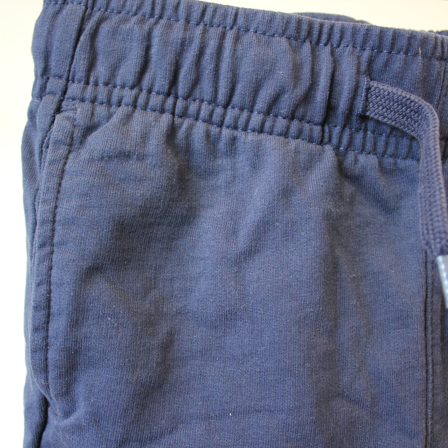 Shortsit college, koko 98cm