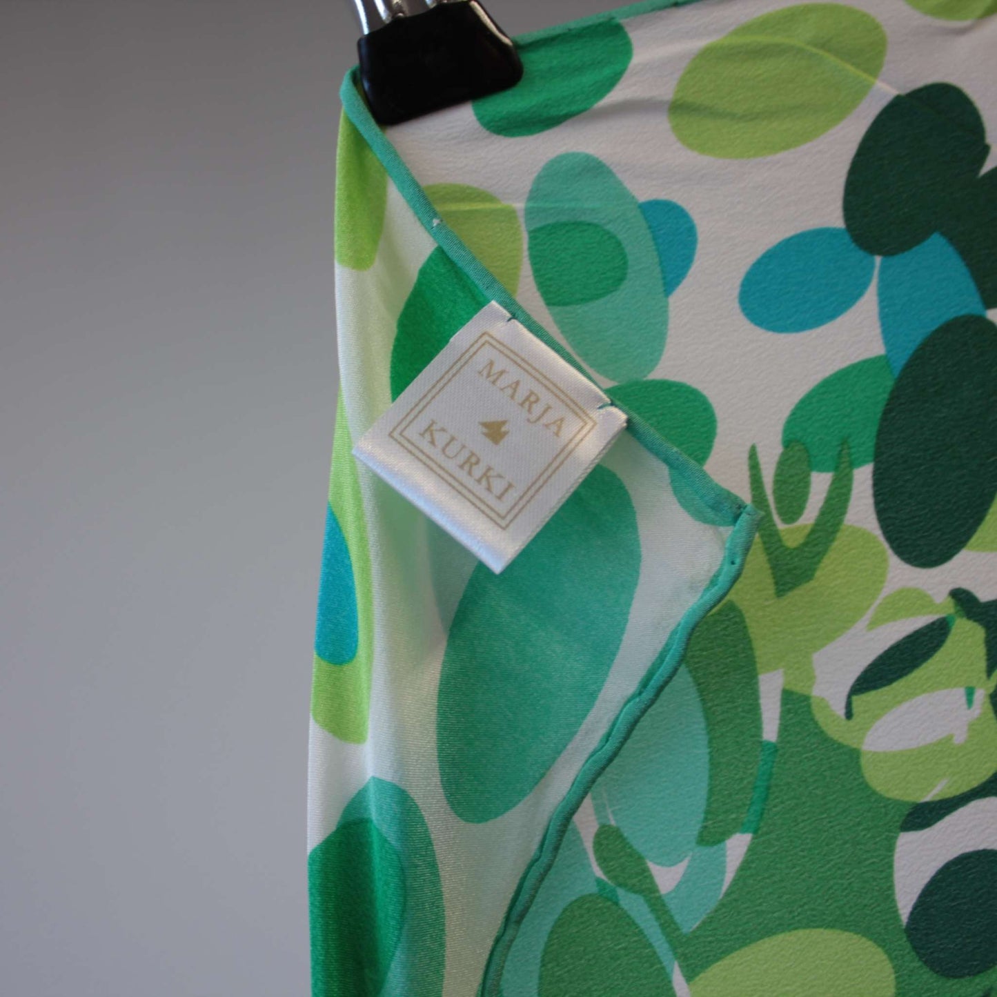 second hand Silkkihuivi, onesize-Mrja Kurki