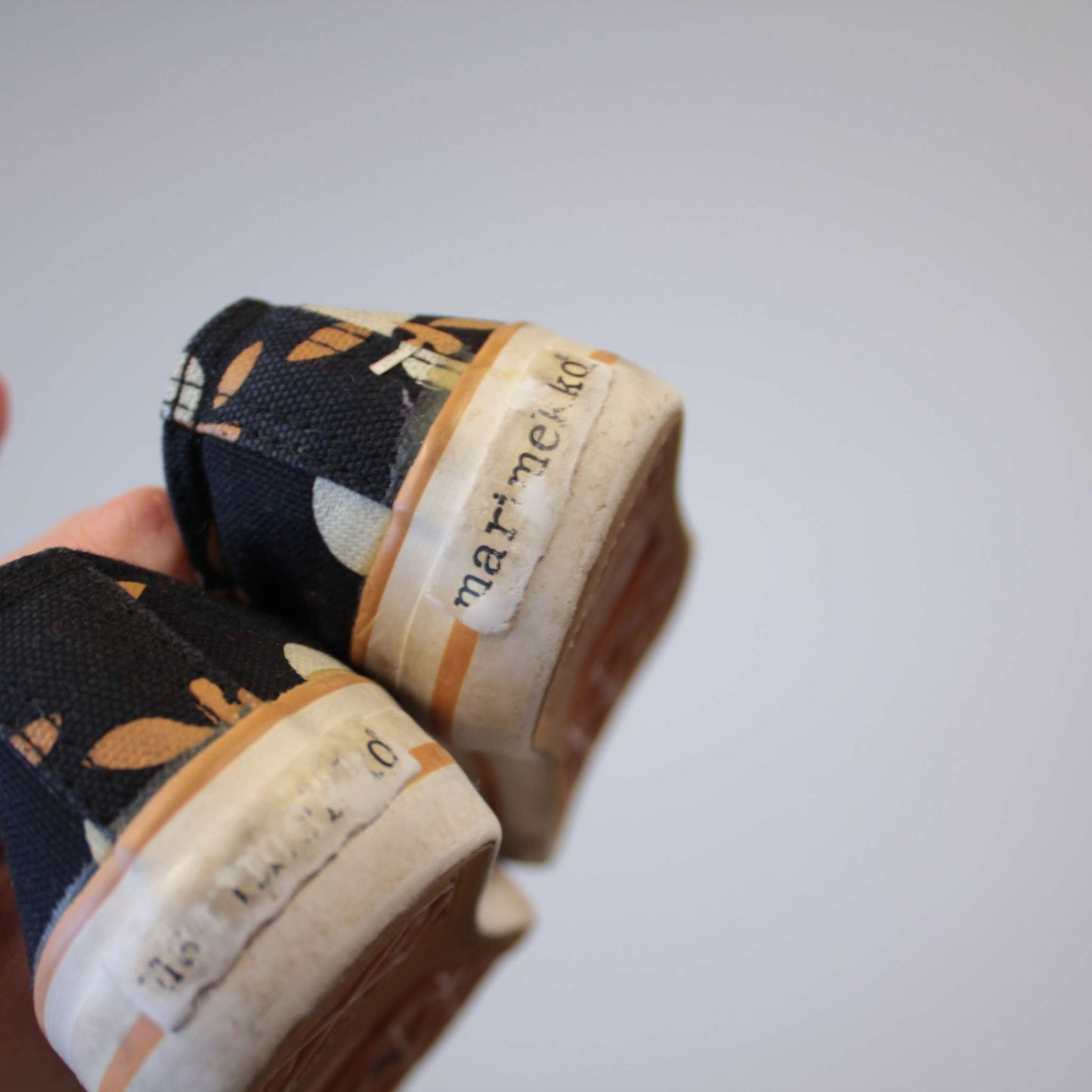 second hand Kangas-tennarit, koko EU 29-Marimekko