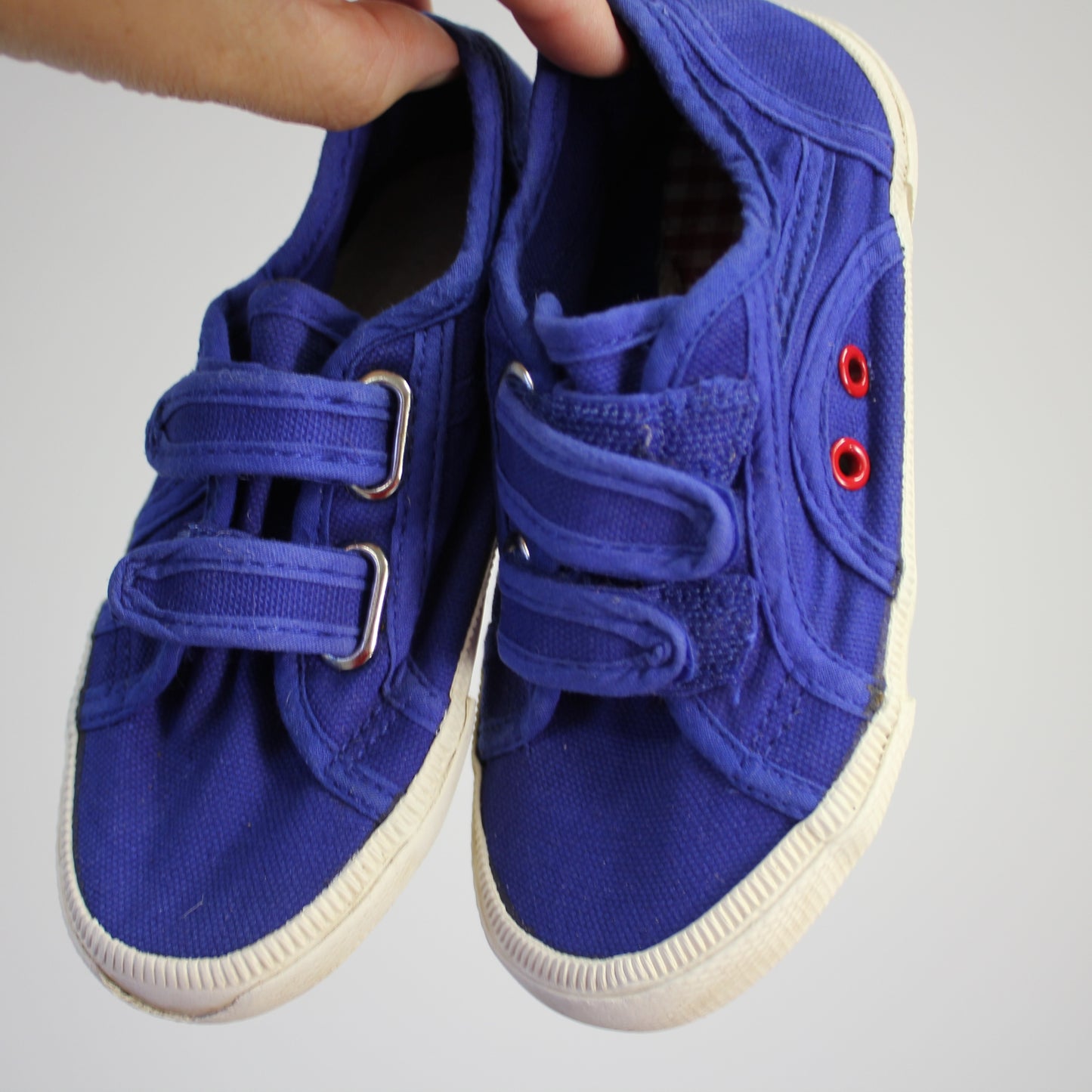 second hand Kangas-tennarit, koko EU 27-Texas baby