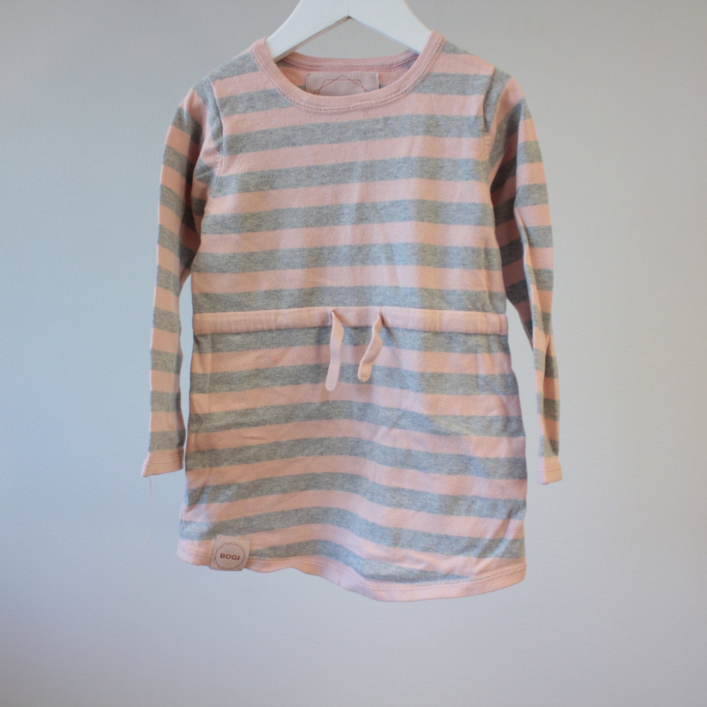 second hand Trikoo-mekko, koko 104cm-Bogi