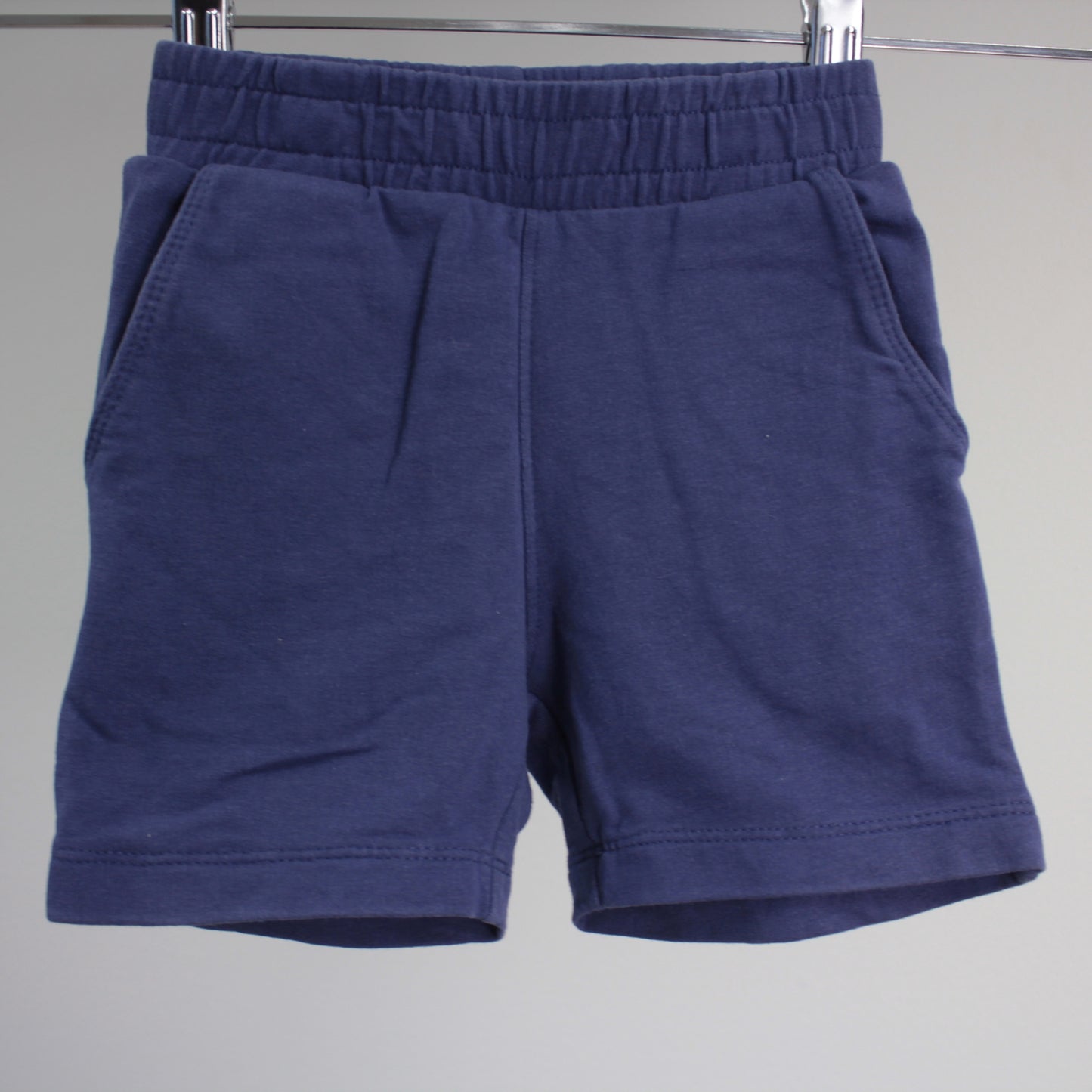 Shortsit college, koko 62cm