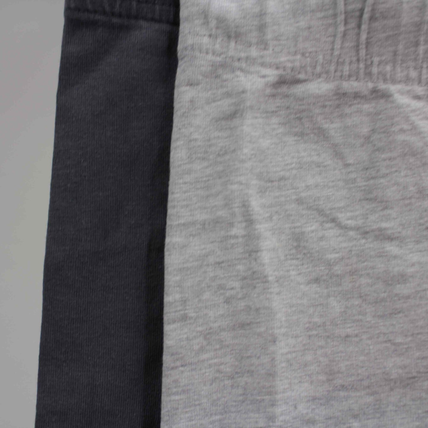Kahdet legginsit, koko 110cm