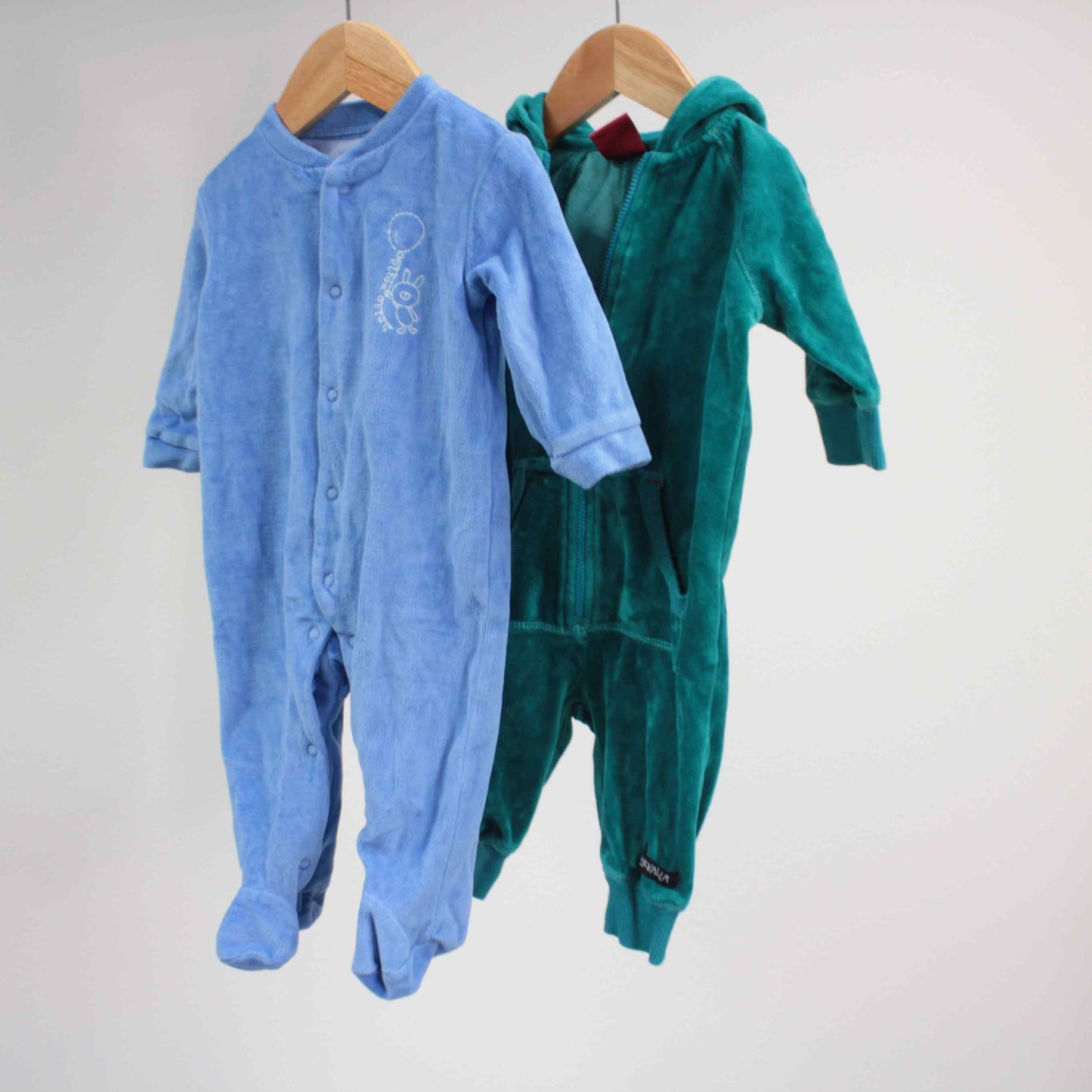 Velour-jumpsuit 2kpl, koko 68cm