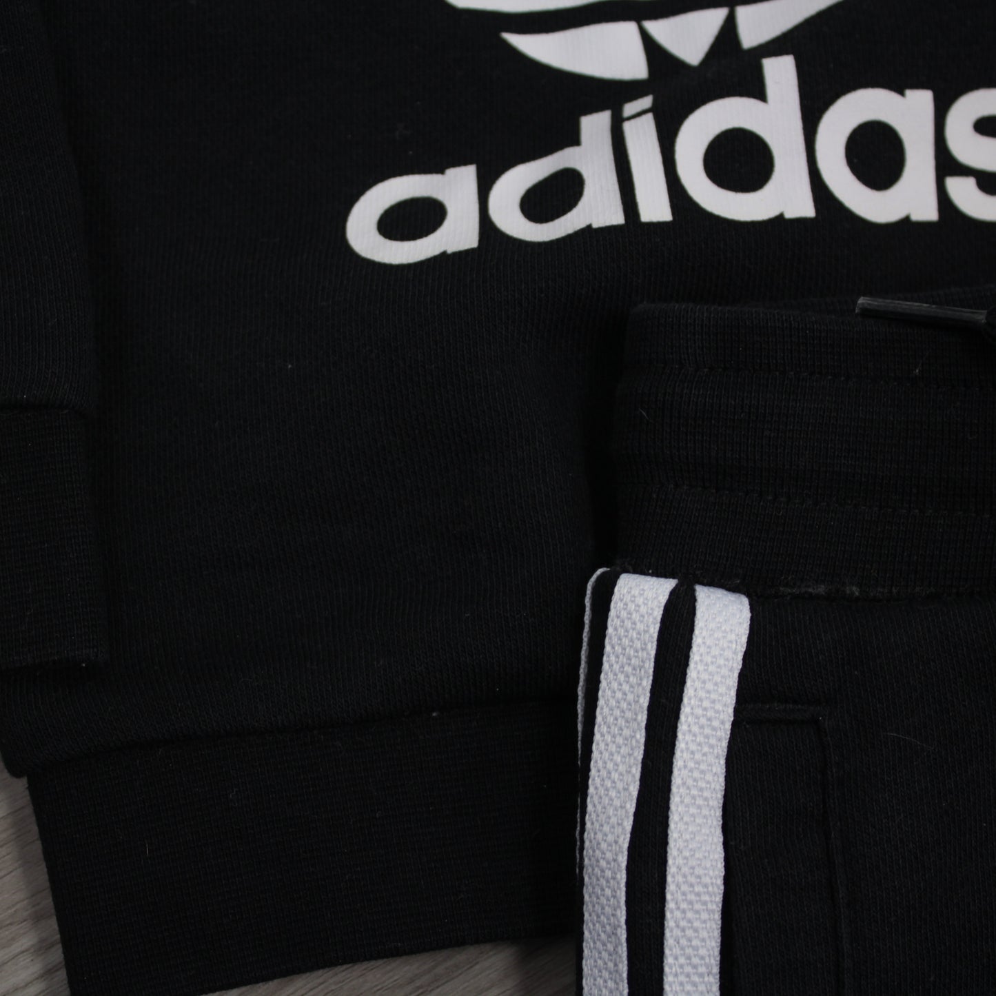 second hand College-asu, koko 68cm-Adidas