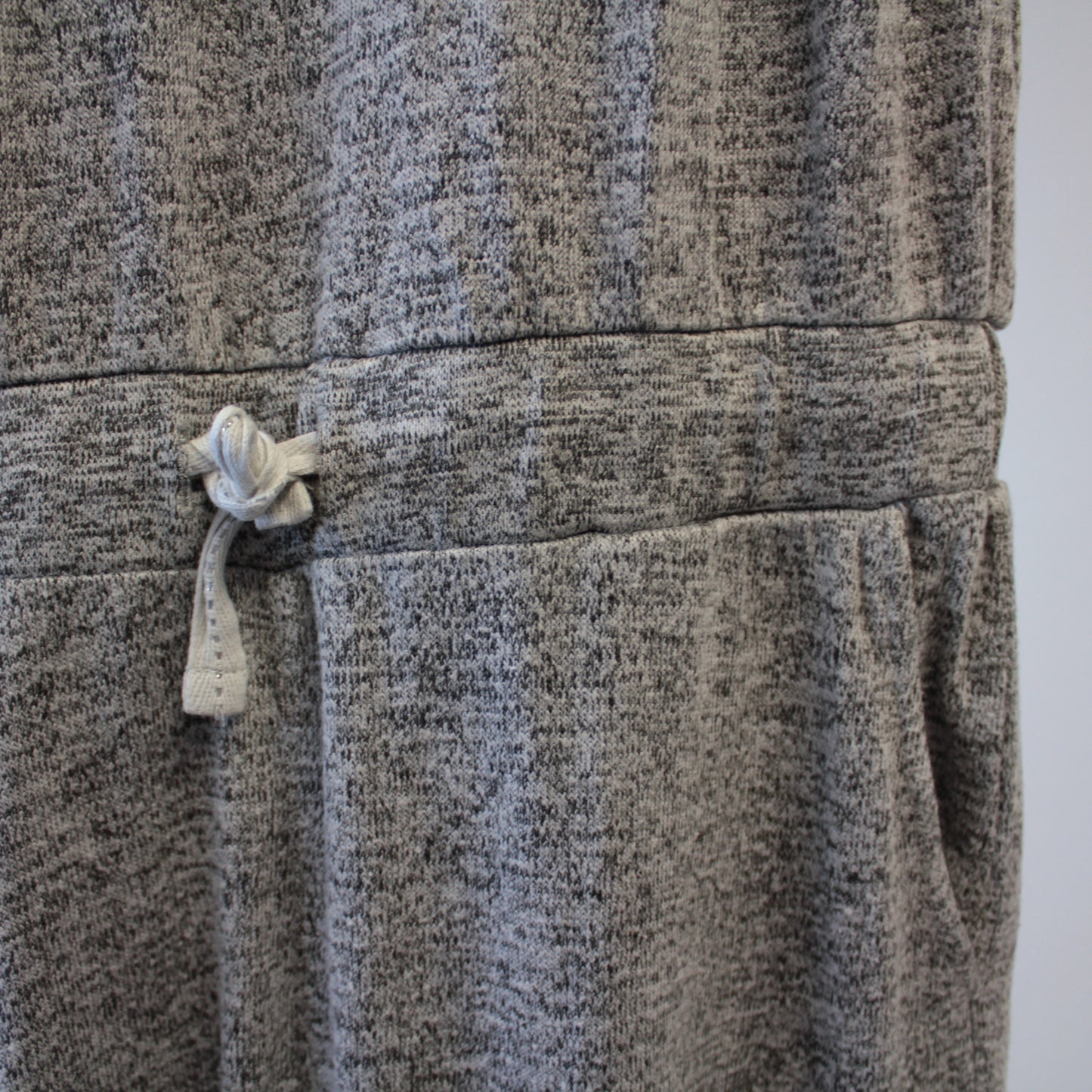 second hand Jumpsuit joustocollegea, koko 152cm-H&M