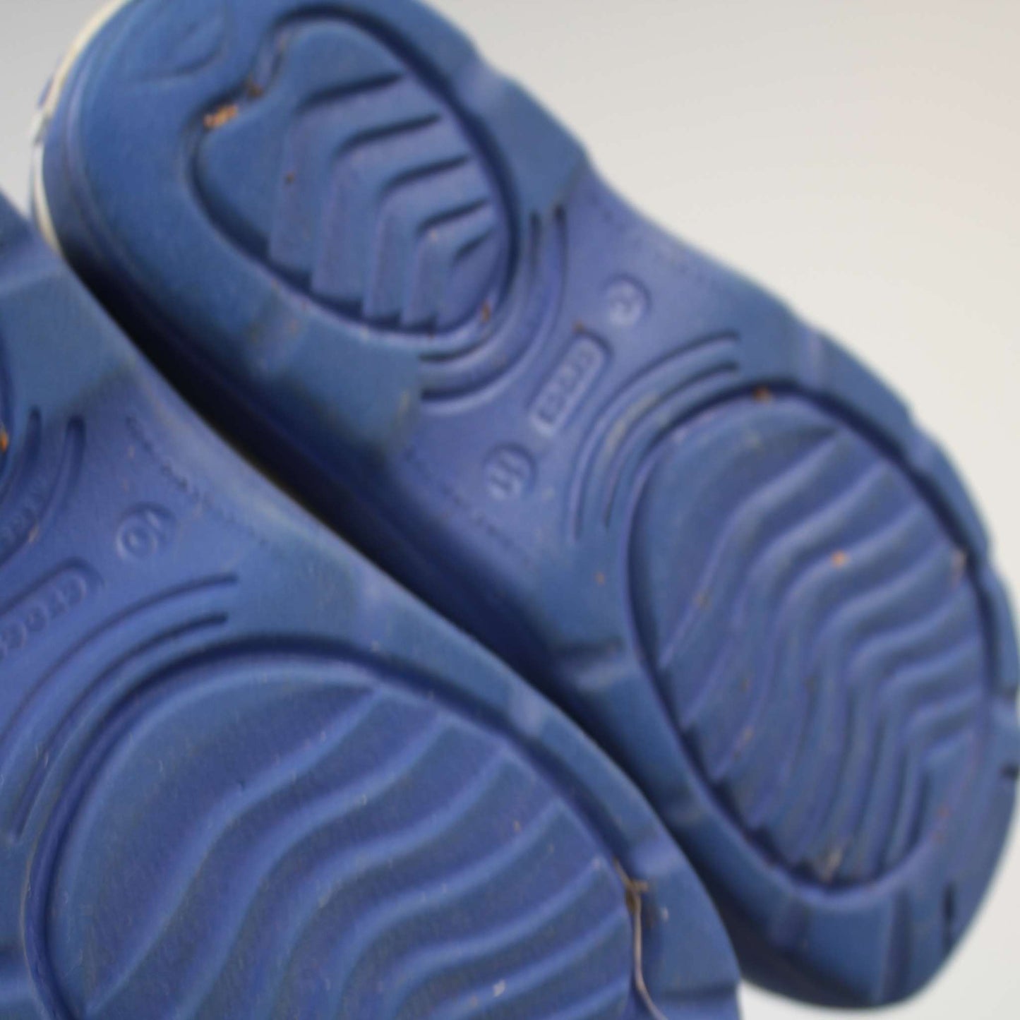 second hand Kumisaappaat, koko EU 27-Crocs