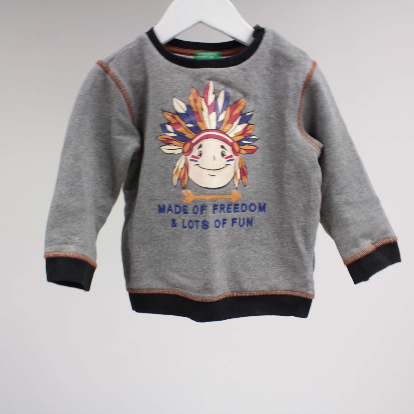 second hand College-pusero, koko 98cm-United Colors of Benetton