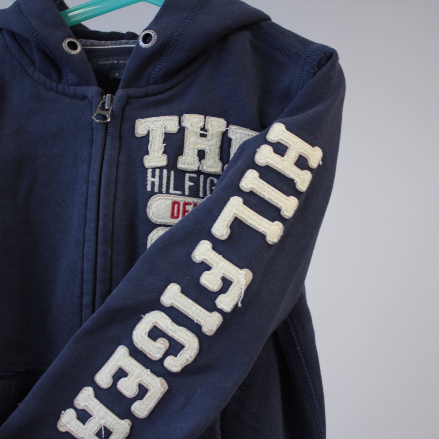 second hand College-huppari, koko 128cm-Tommy Hilfiger