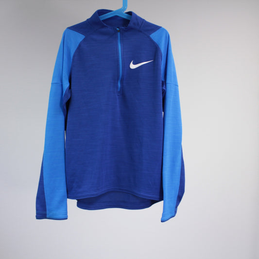 second hand Aluskerrasto paita sportti, koko 146cm-Nike