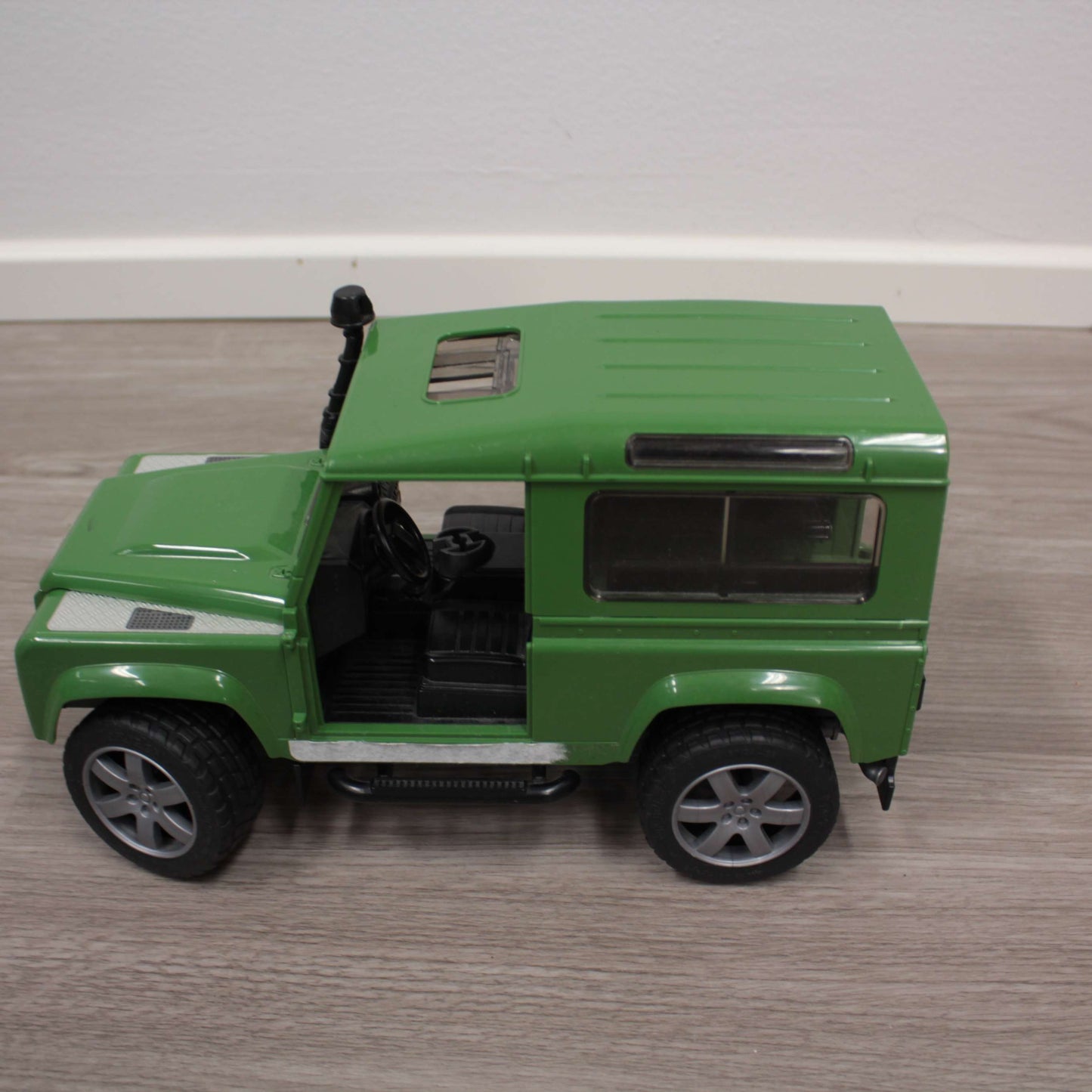 second hand Leluauto Land Rover, 3+v-Bruder