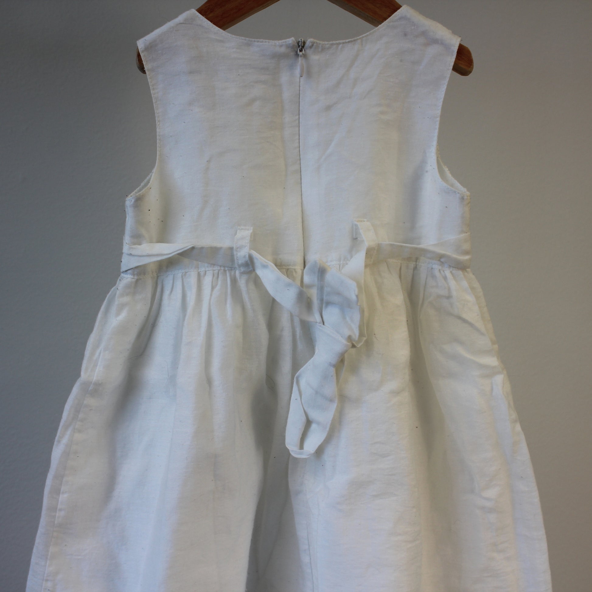 second hand Juhlamekko , koko 92cm-E Girls