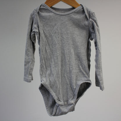 second hand Pitkähihainen body, koko 86cm-H&M