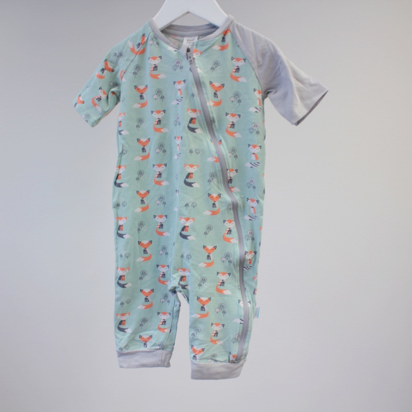 second hand Pyjama-haalari, koko 98cm-Breden