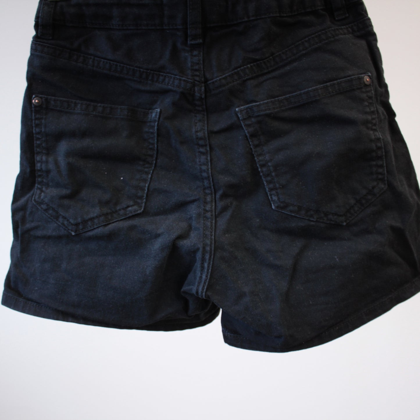 second hand Farkku-shortsit, koko 134cm-Lindex