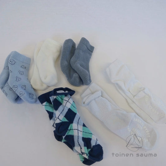 second hand Vauvan sukkia setti, koko 17-Useita valmistajia