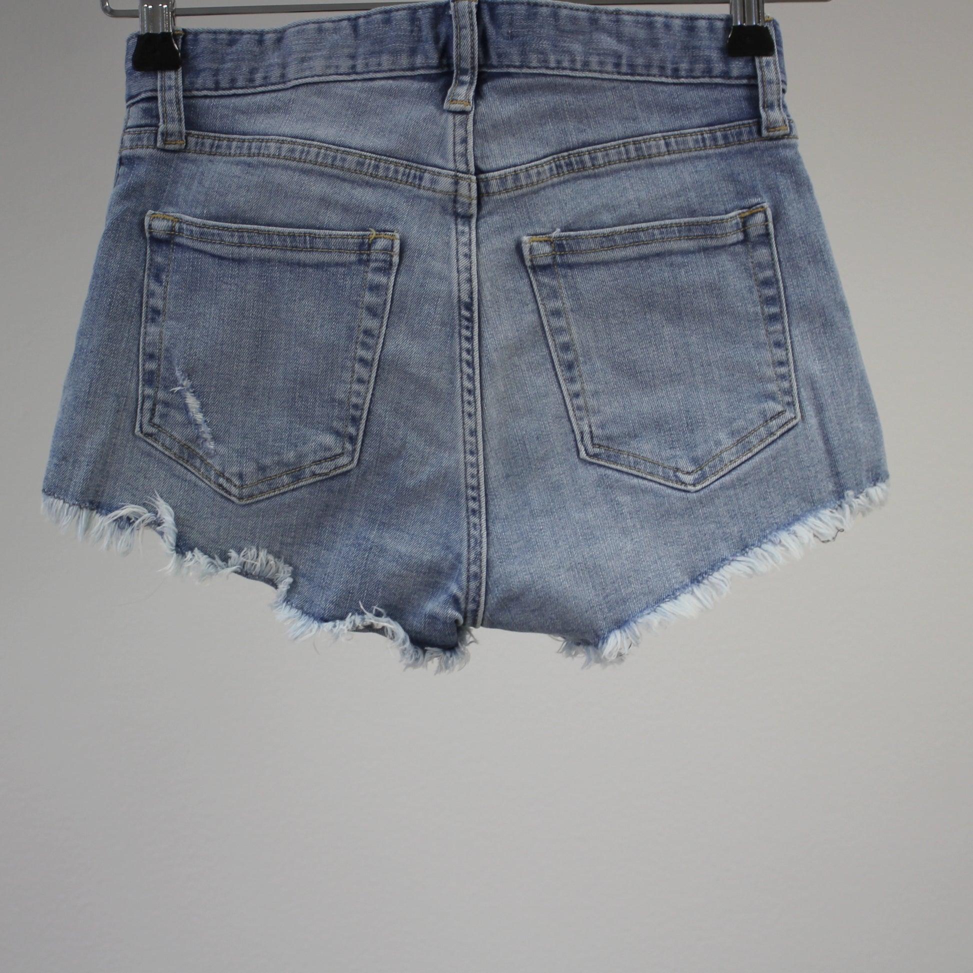 second hand Farkku-shortsit, koko 32-H&M